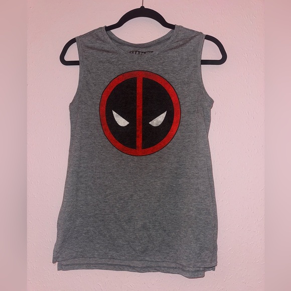 Deadpool Red and Grey Tank Top Marvel - Picture 1 of 5